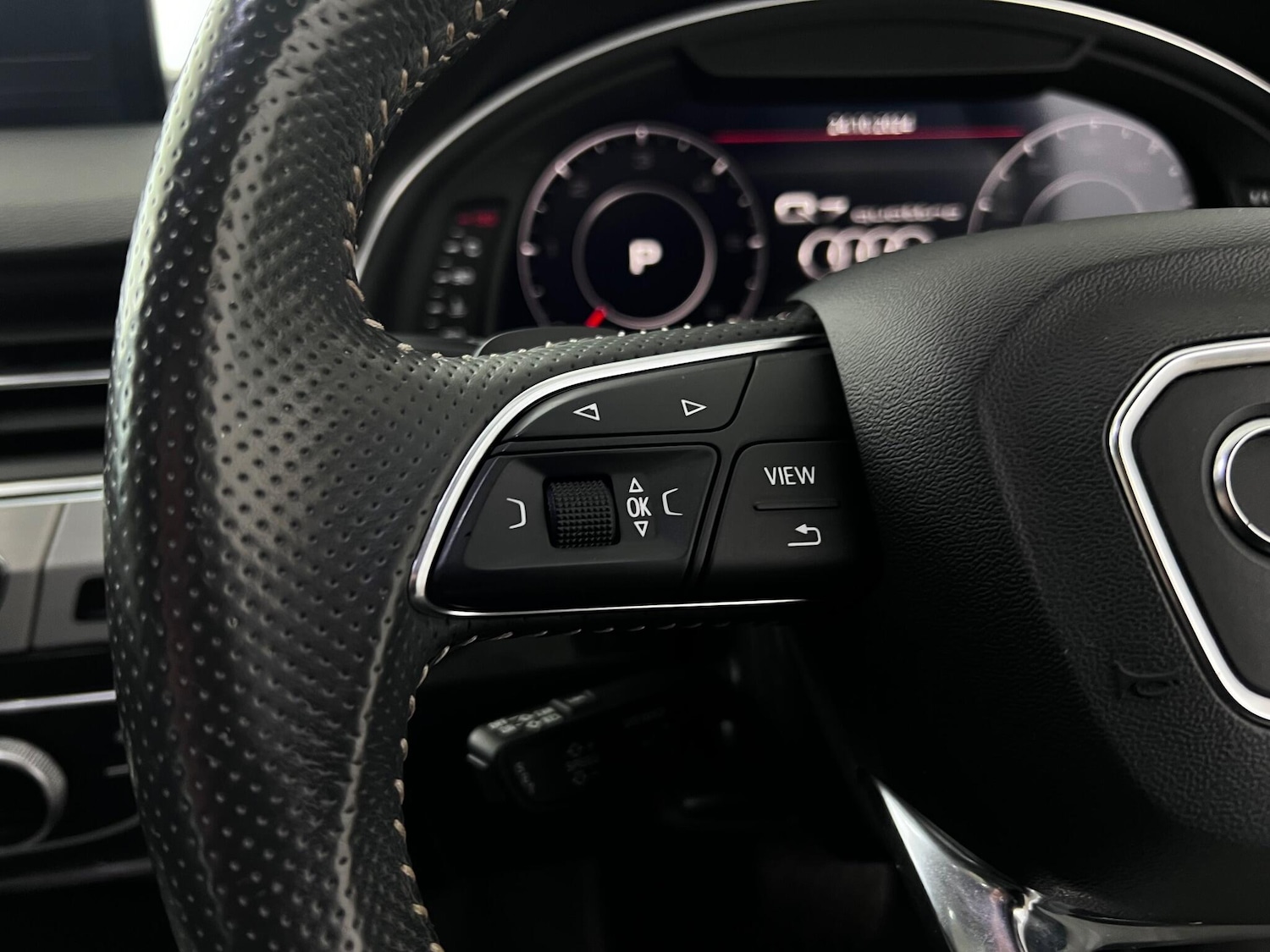 Used Audi Q7 2015 for sale - 76927089: Photo 28