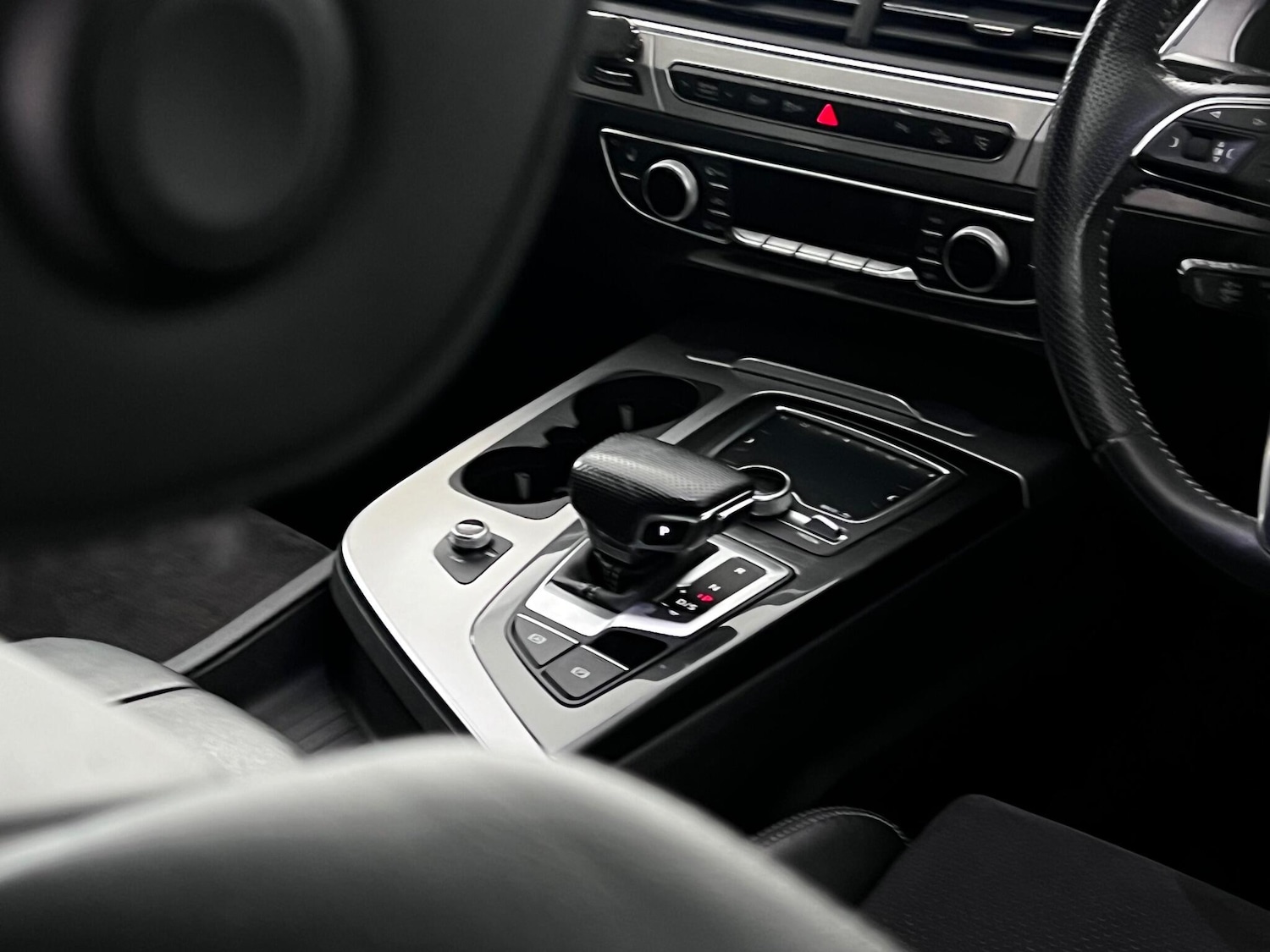 Used Audi Q7 2015 for sale - 76927089: Photo 47