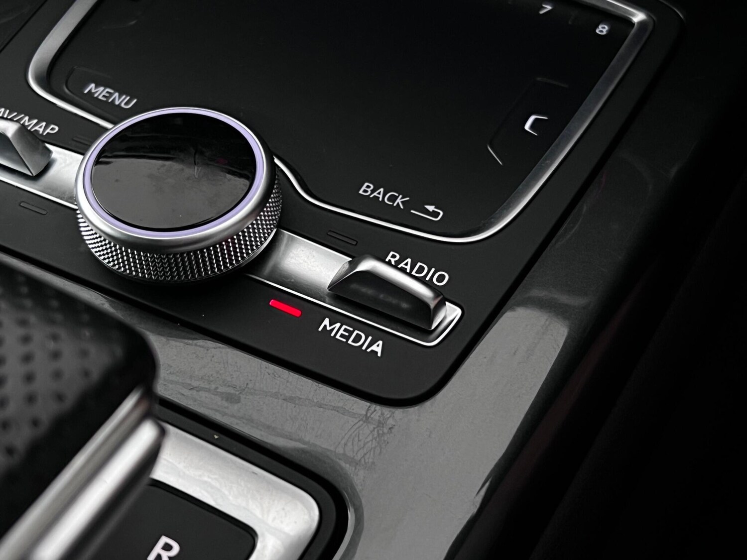 Used Audi Q7 2015 for sale - 76927089: Photo 51