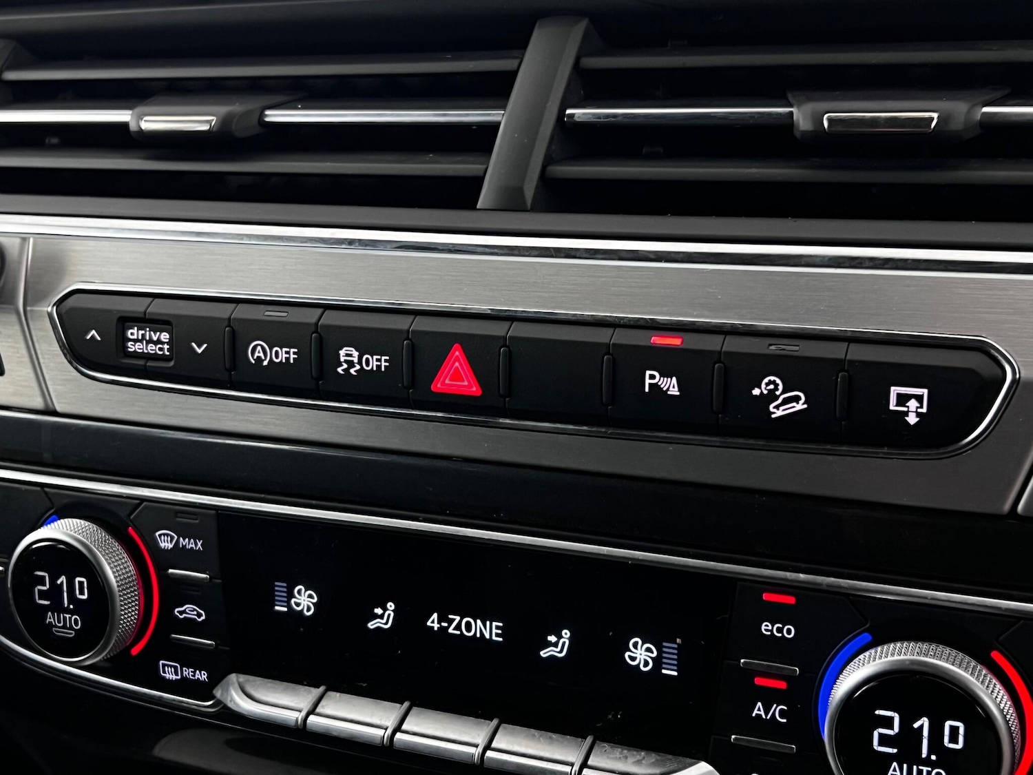 Used Audi Q7 2015 for sale - 76927089: Photo 55