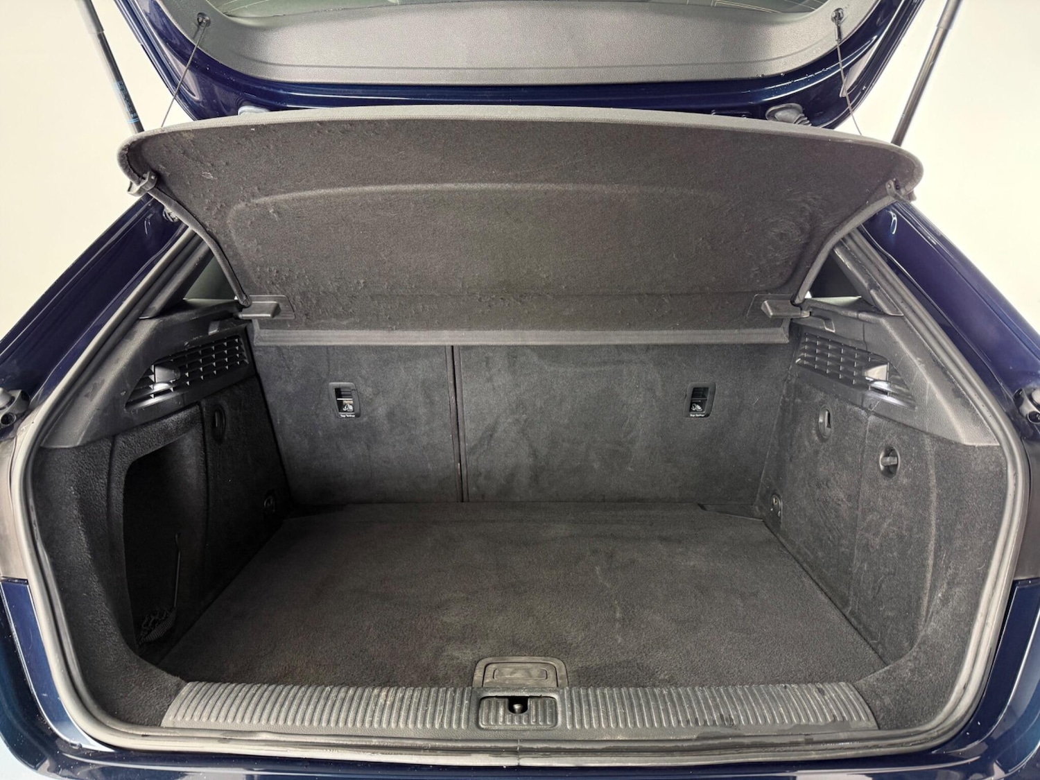 Used Audi A3 2018 for sale - 77599200: Photo 9