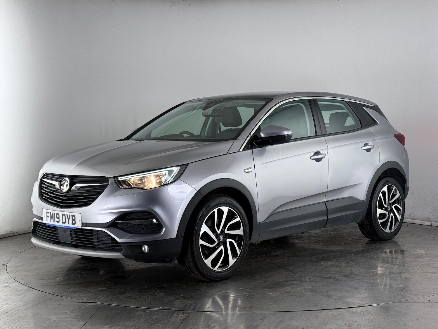 Used Vauxhall Grandland X 2019 for sale - 77260587: Photo 2
