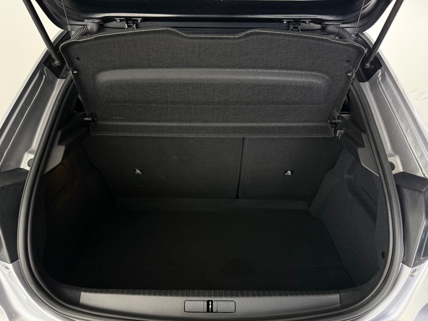 Used Peugeot 208 2021 for sale - 77216619: Photo 6