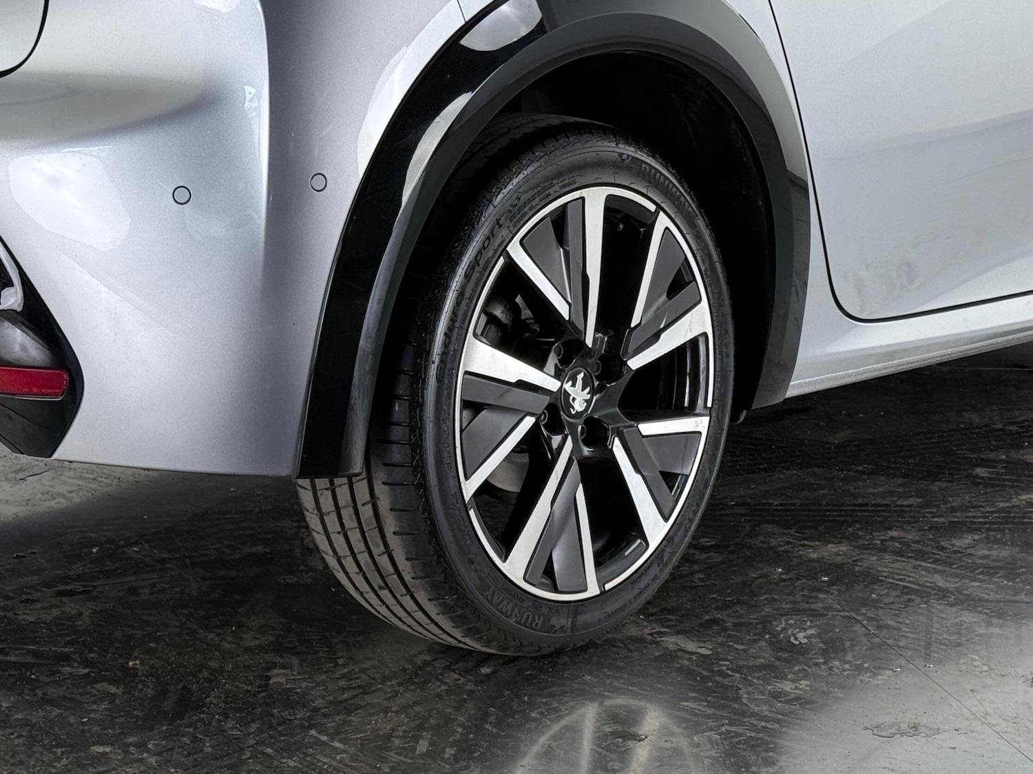 Used Peugeot 208 2021 for sale - 77216619: Photo 8