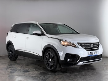 Used Peugeot 5008 2018 for sale - 77902222: Photo