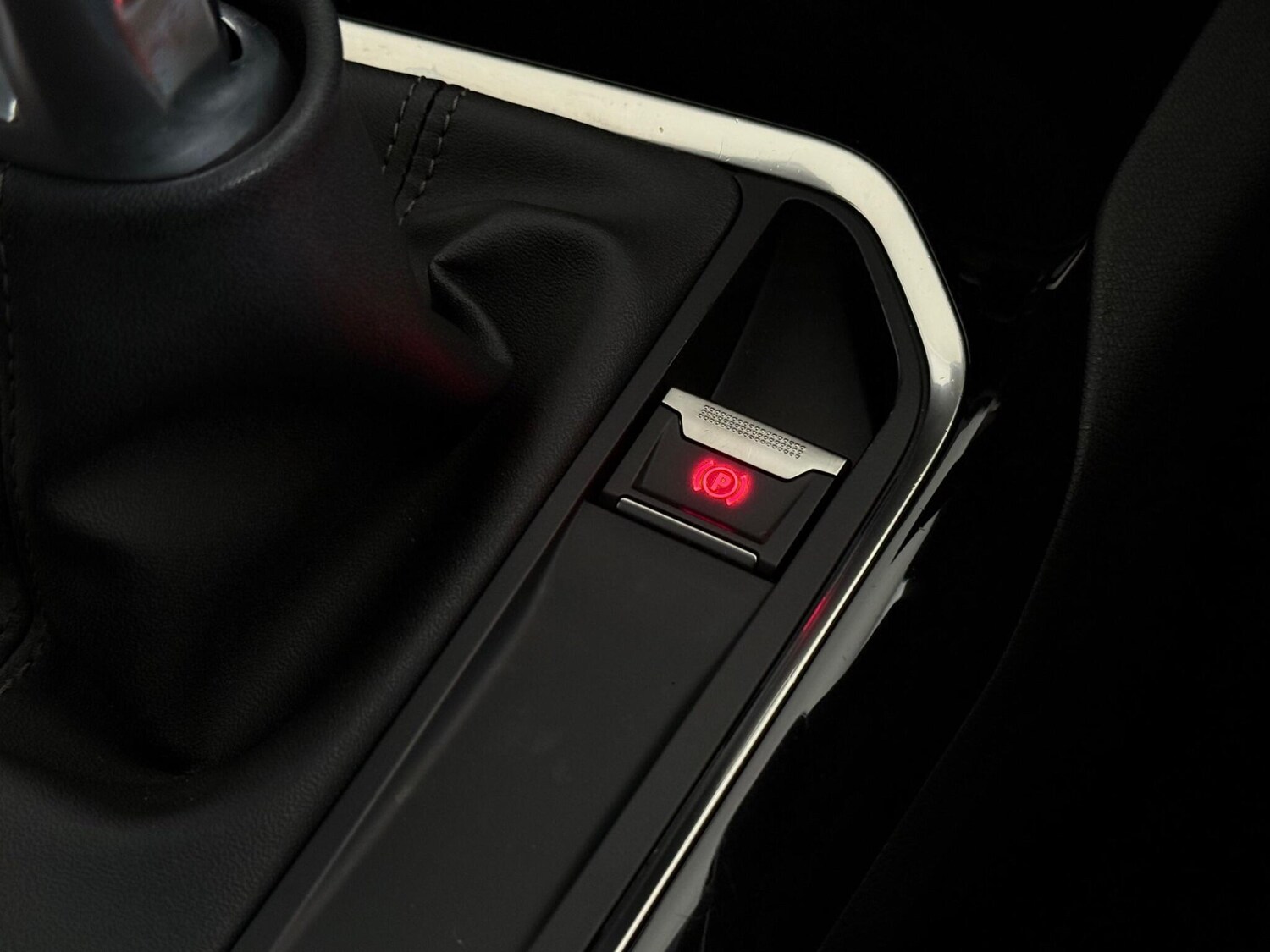 Used Peugeot 5008 2018 for sale - 77902222: Photo 29