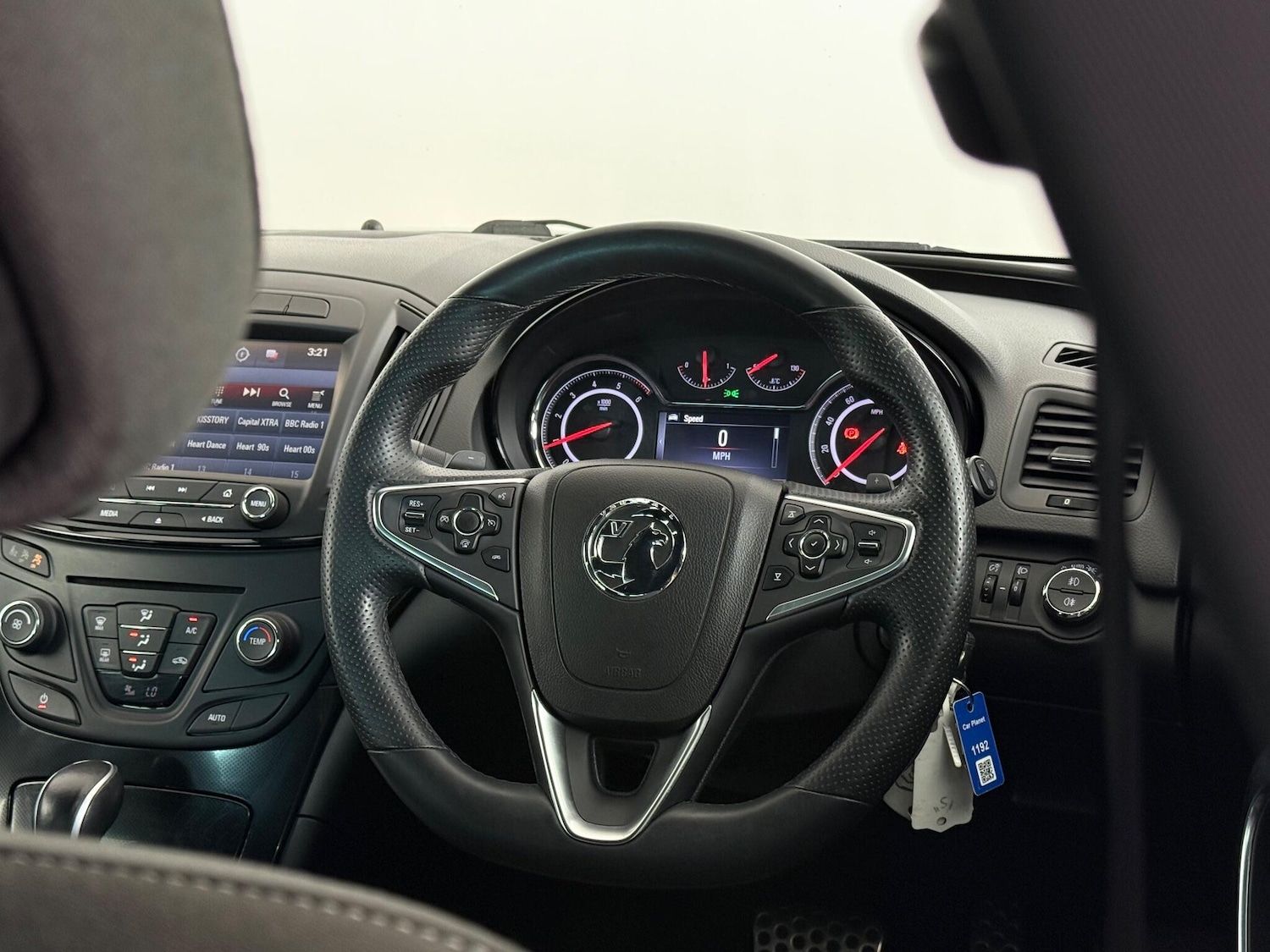 Used Vauxhall Insignia 2016 for sale - 77221607: Photo 16