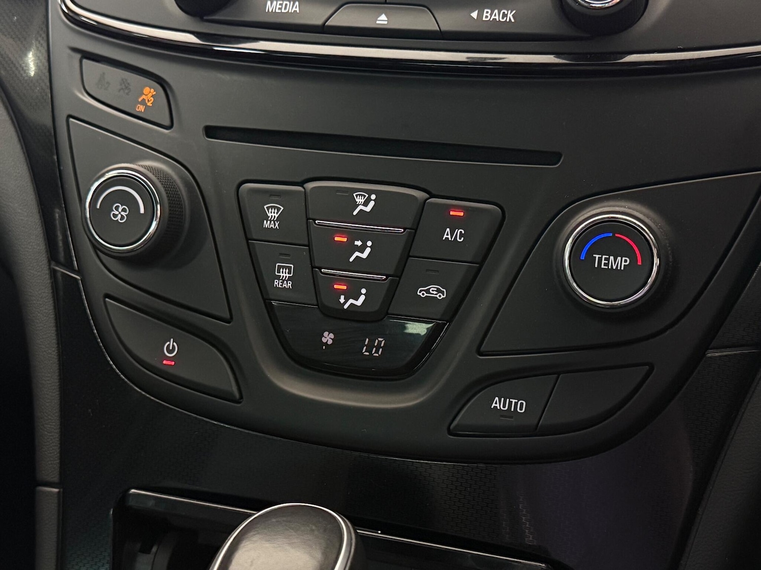 Used Vauxhall Insignia 2016 for sale - 77221607: Photo 27