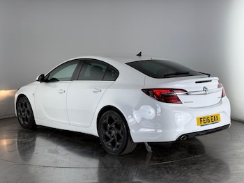 Used Vauxhall Insignia 2016 for sale - 77221607: Photo