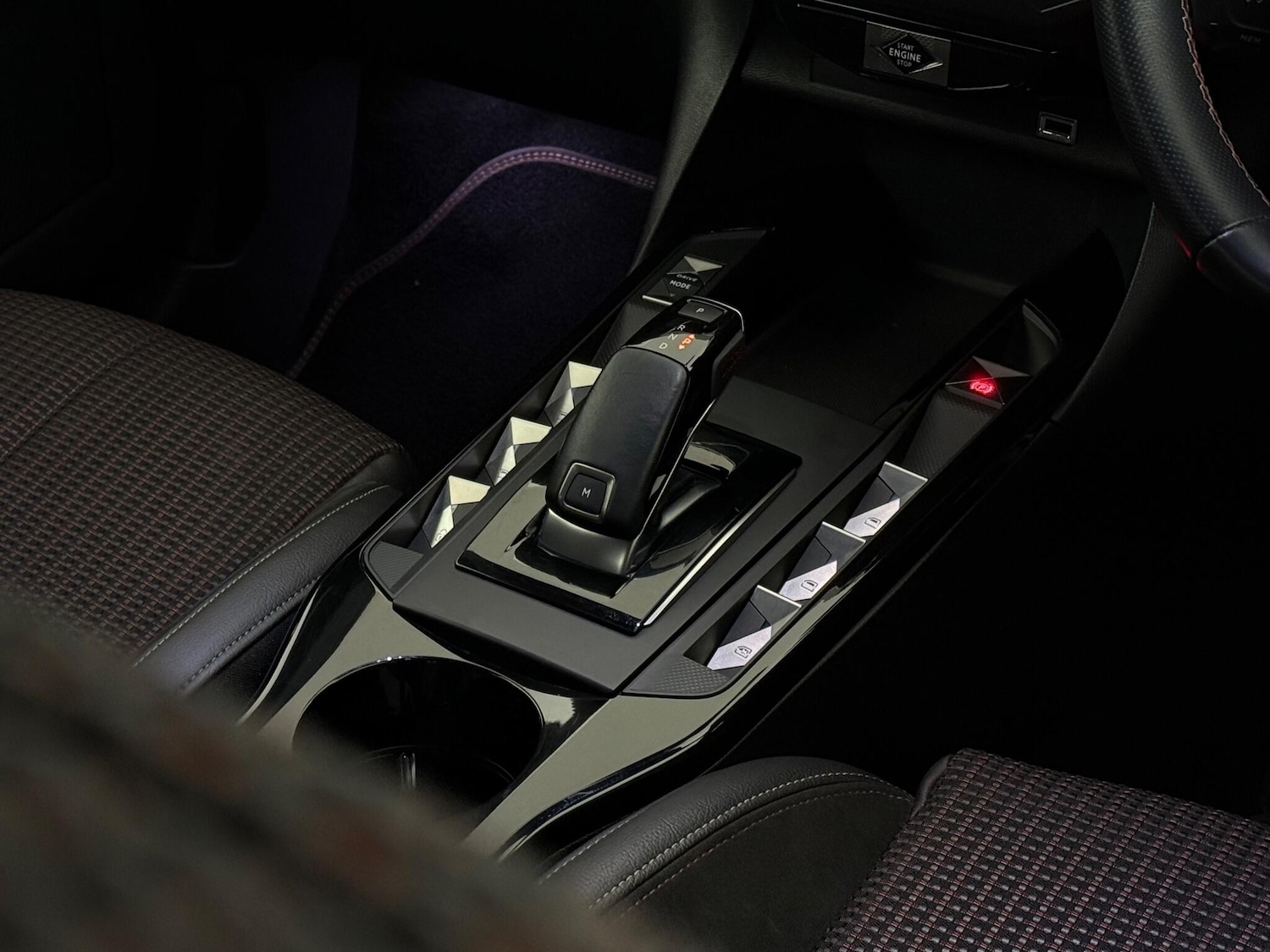 Used DS Automobiles DS 3 Crossback 2023 for sale - 77246167: Photo 34