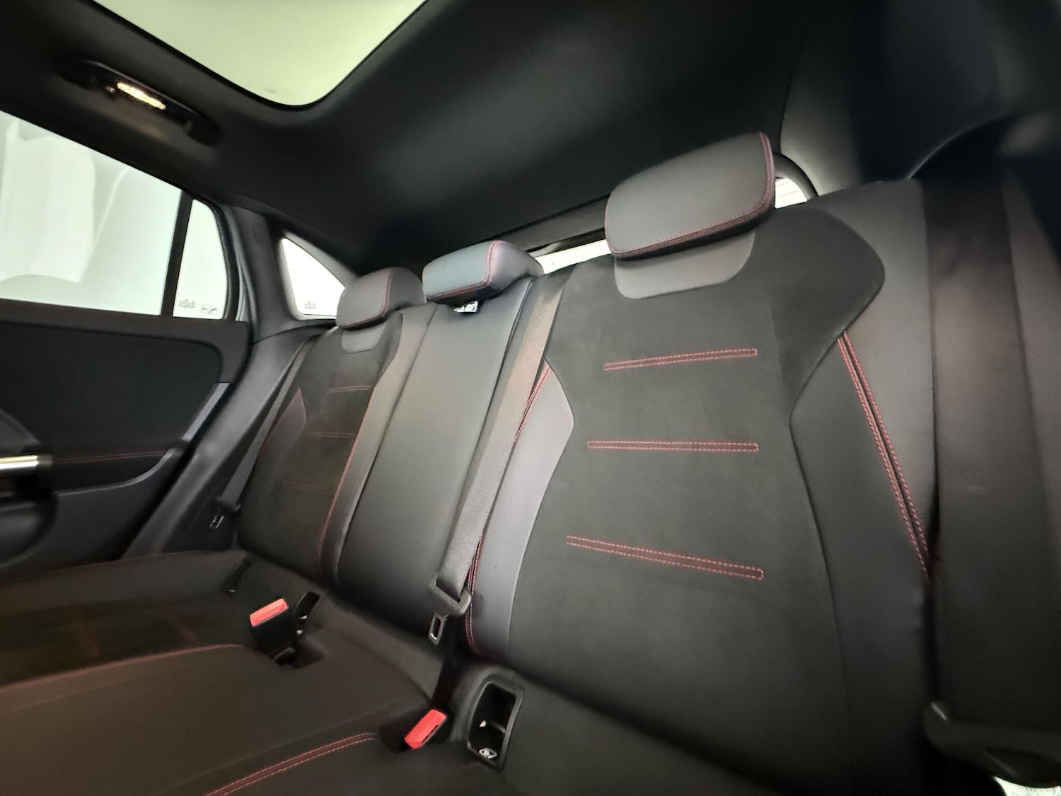 Used Mercedes-Benz GLA 2021 for sale - 76936132: Photo 18