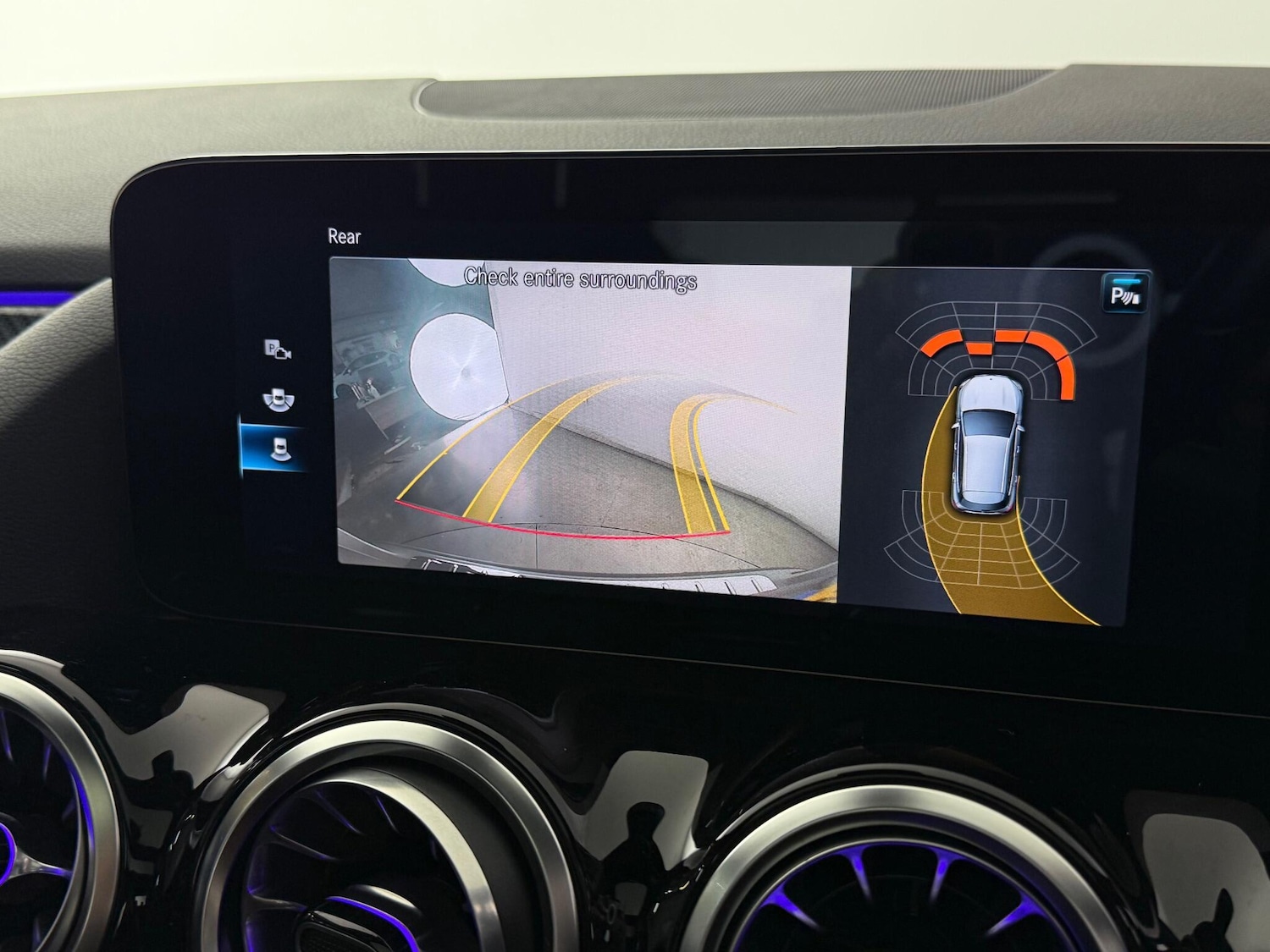 Used Mercedes-Benz GLA 2021 for sale - 76936132: Photo 41