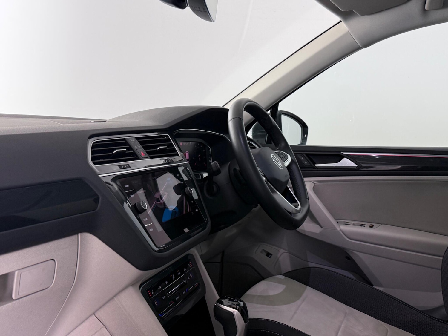 Used Volkswagen Tiguan 2021 for sale - 77292156: Photo 14