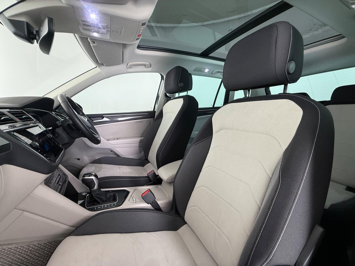 Used Volkswagen Tiguan 2021 for sale - 77292156: Photo 15