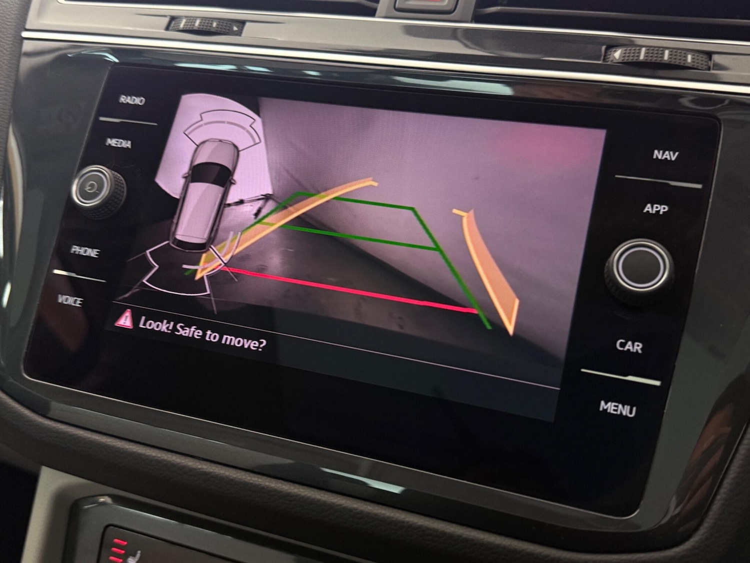 Used Volkswagen Tiguan 2021 for sale - 77292156: Photo 34