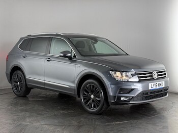 Used Volkswagen Tiguan Allspace 2019 for sale - 77216839: Photo