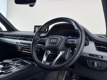 Used Audi Q7 2018 for sale - 79349684: Photo