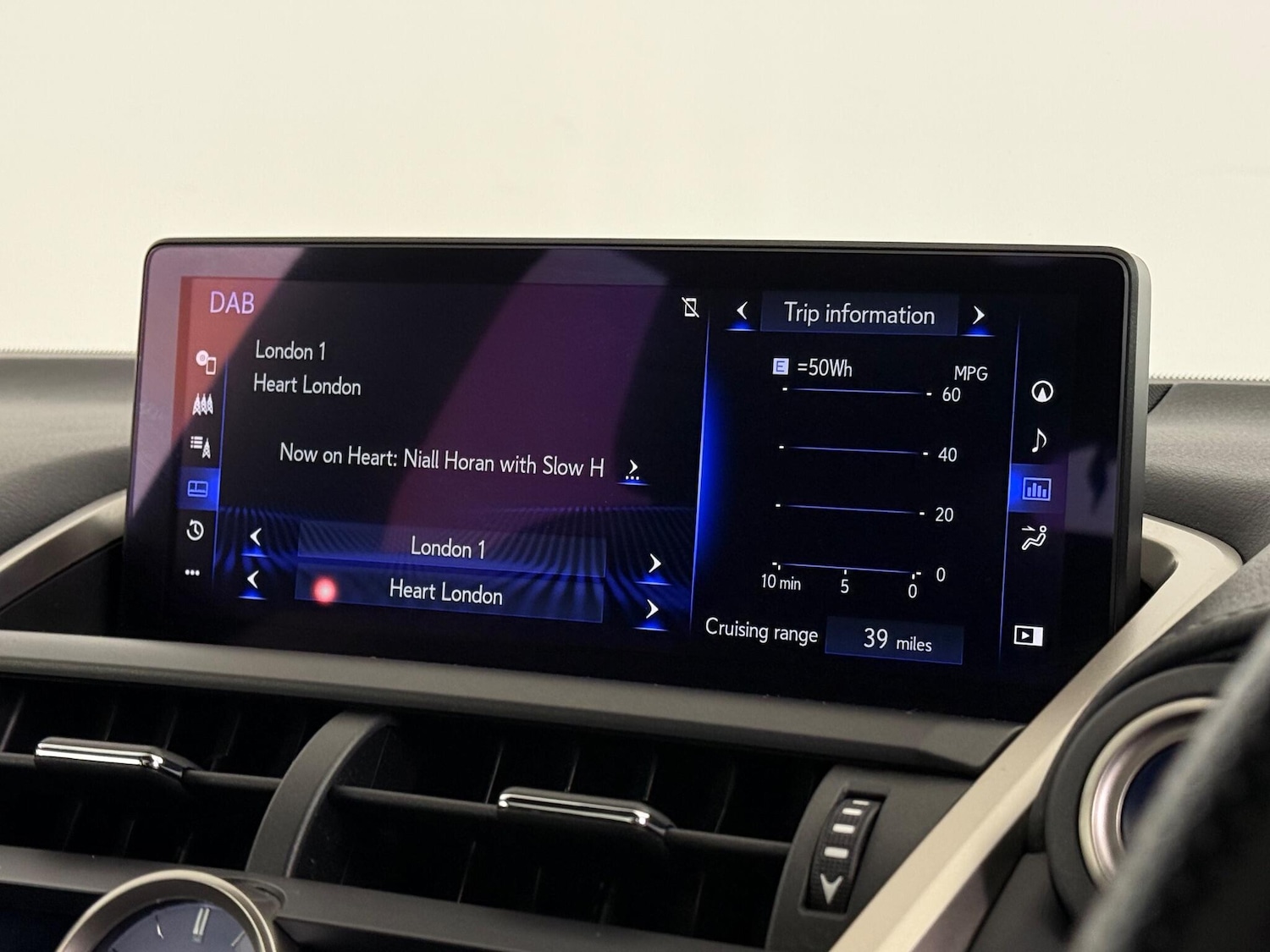 Used Lexus NX 2018 for sale - 76898543: Photo 32