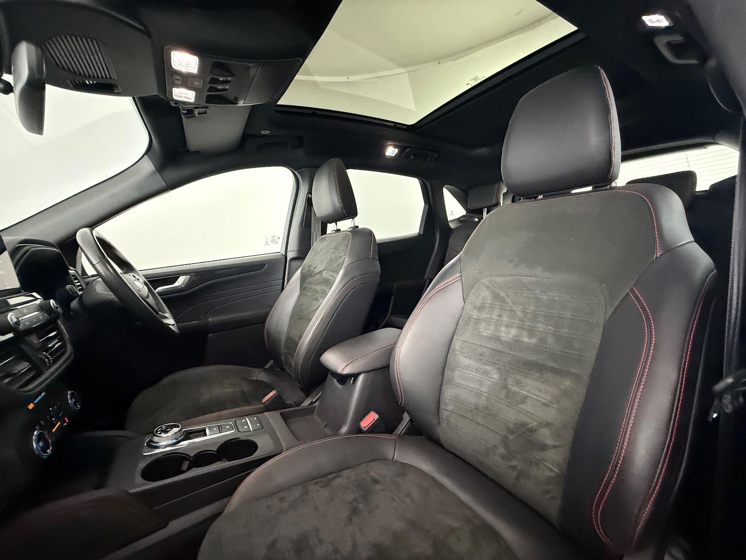 Used Ford Kuga 2022 for sale - 76468808: Photo 16