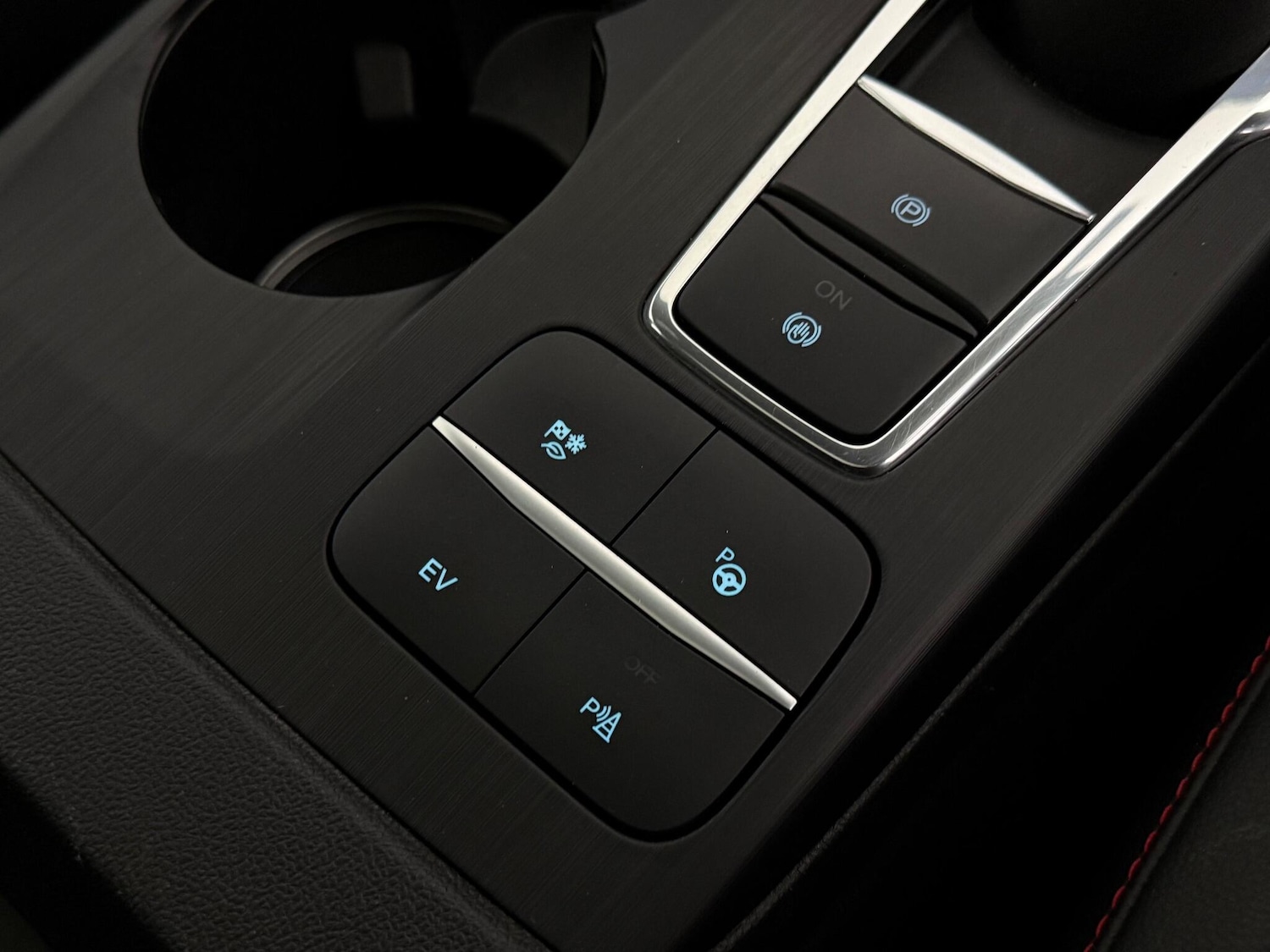 Used Ford Kuga 2022 for sale - 76468808: Photo 40