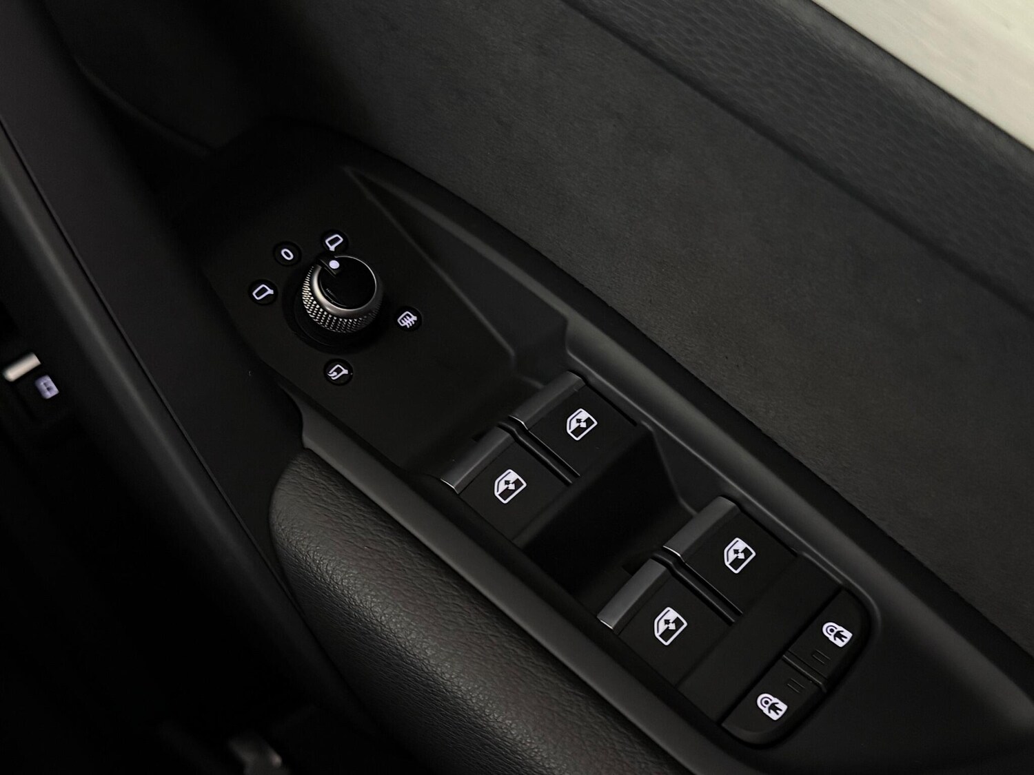 Used Audi Q5 2021 for sale - 76537992: Photo 30