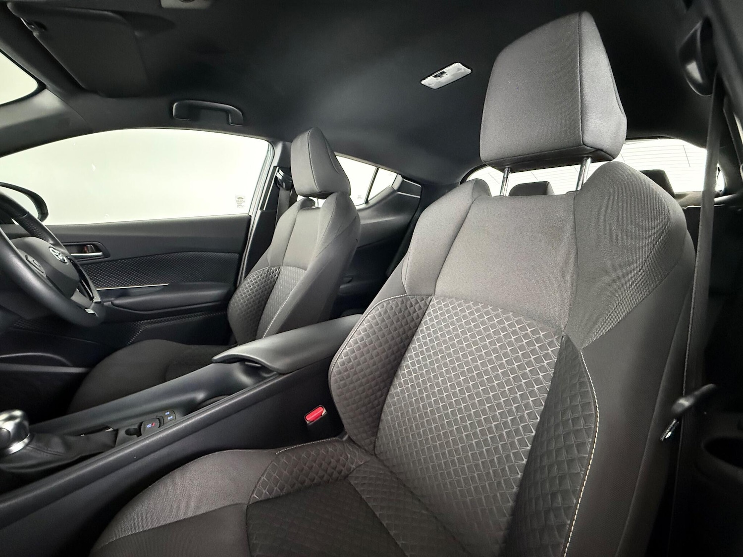 Used Toyota C-HR 2022 for sale - 77259617: Photo 14