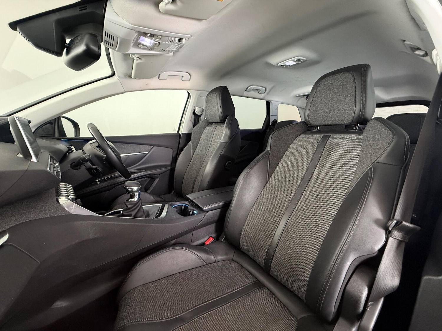 Used Peugeot 5008 2020 for sale - 77790147: Photo 12