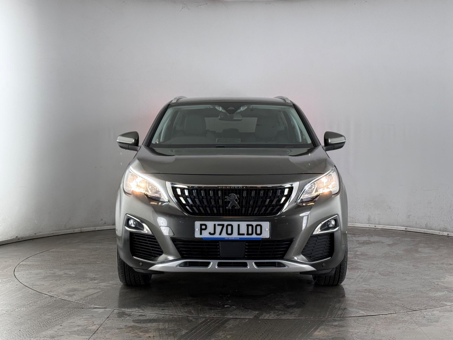 Used Peugeot 5008 2020 for sale - 77790147: Photo 2