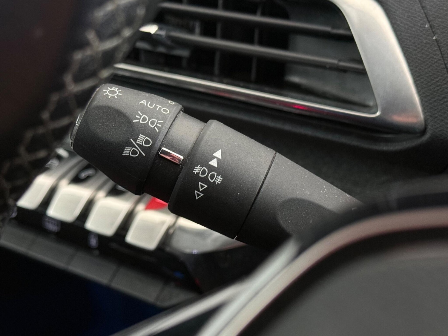 Used Peugeot 5008 2020 for sale - 77790147: Photo 21