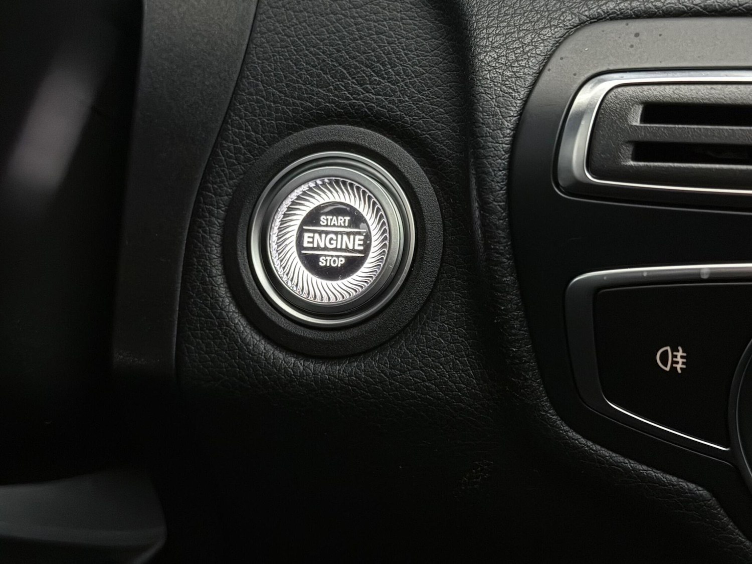 Used Mercedes-Benz C Class 2019 for sale - 77790154: Photo 21