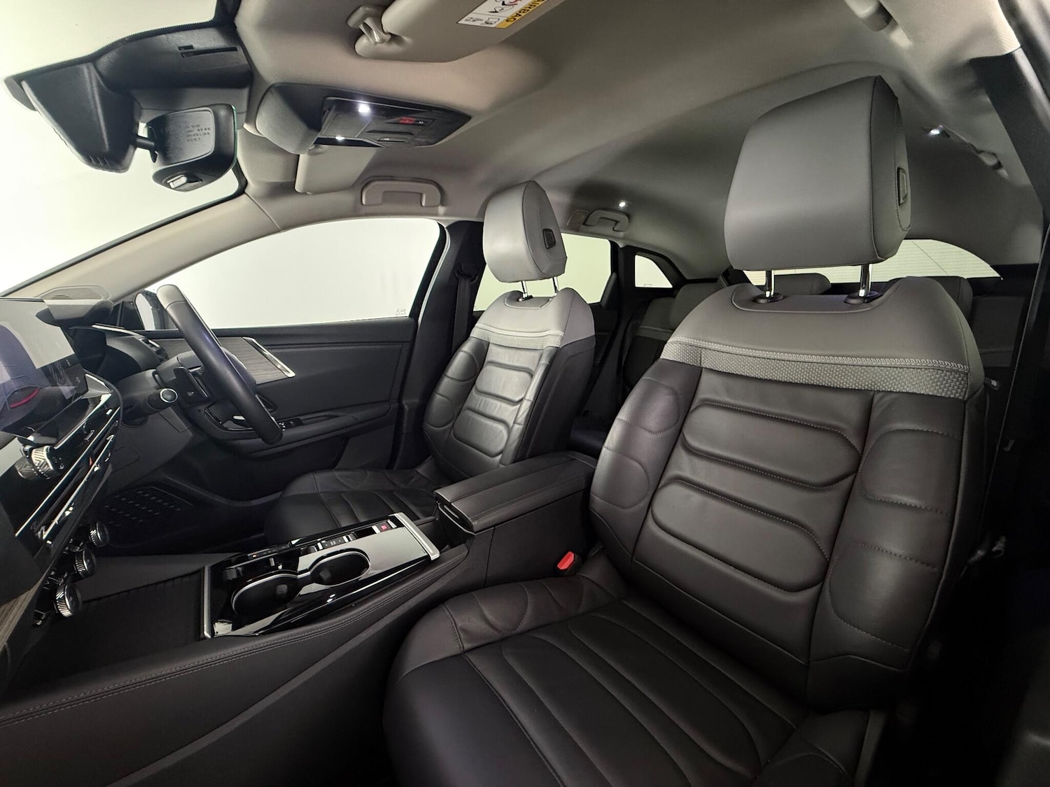 Used Citroen C5 X 2023 for sale - 76468055: Photo 18