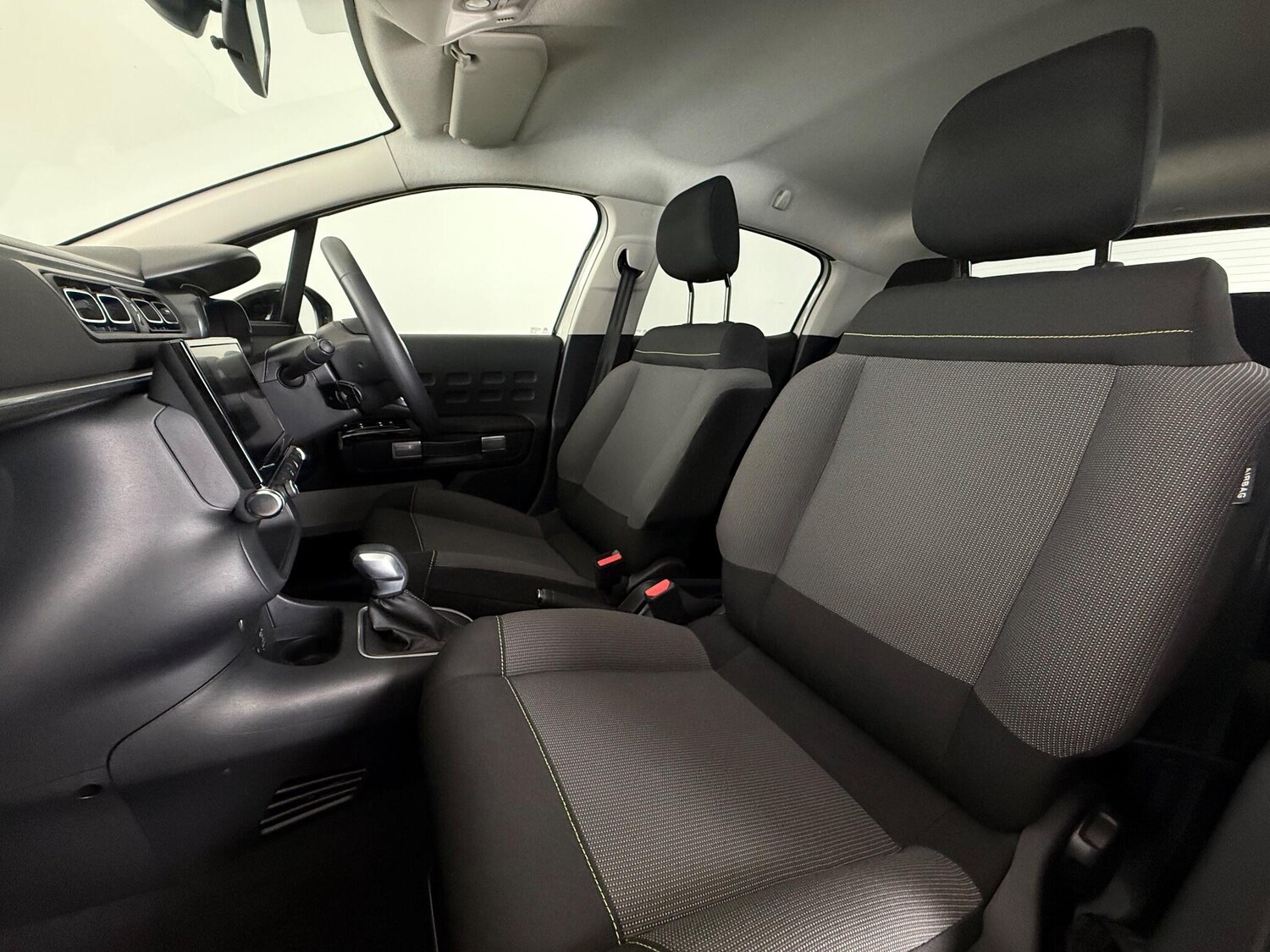 Used Citroen C3 2023 for sale - 76619885: Photo 17