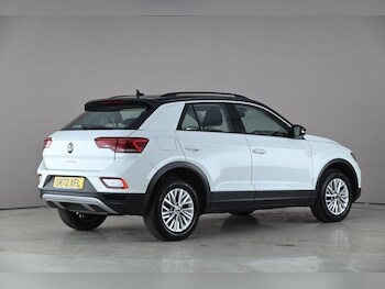 Used Volkswagen T-Roc 2023 for sale - 78078648: Photo