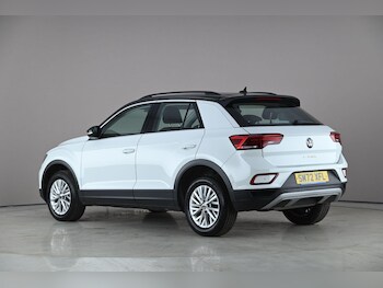 Used Volkswagen T-Roc 2023 for sale - 78078648: Photo