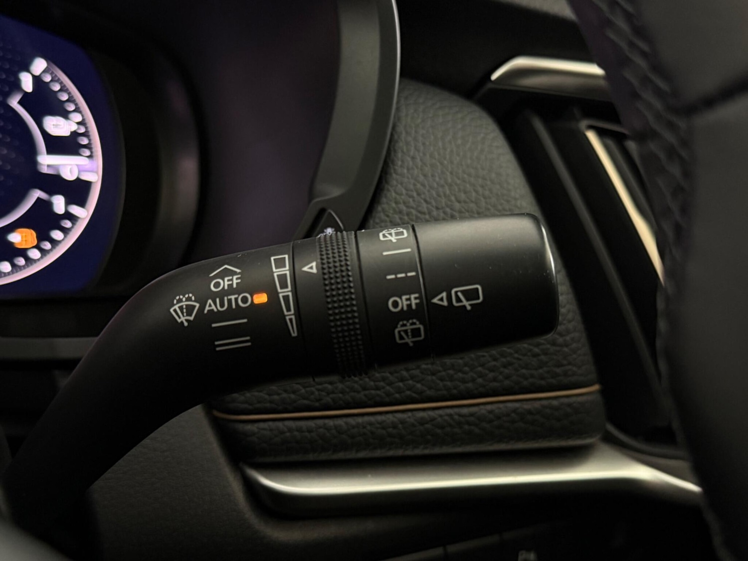 Used Mazda CX-60 2023 for sale - 77216800: Photo 22