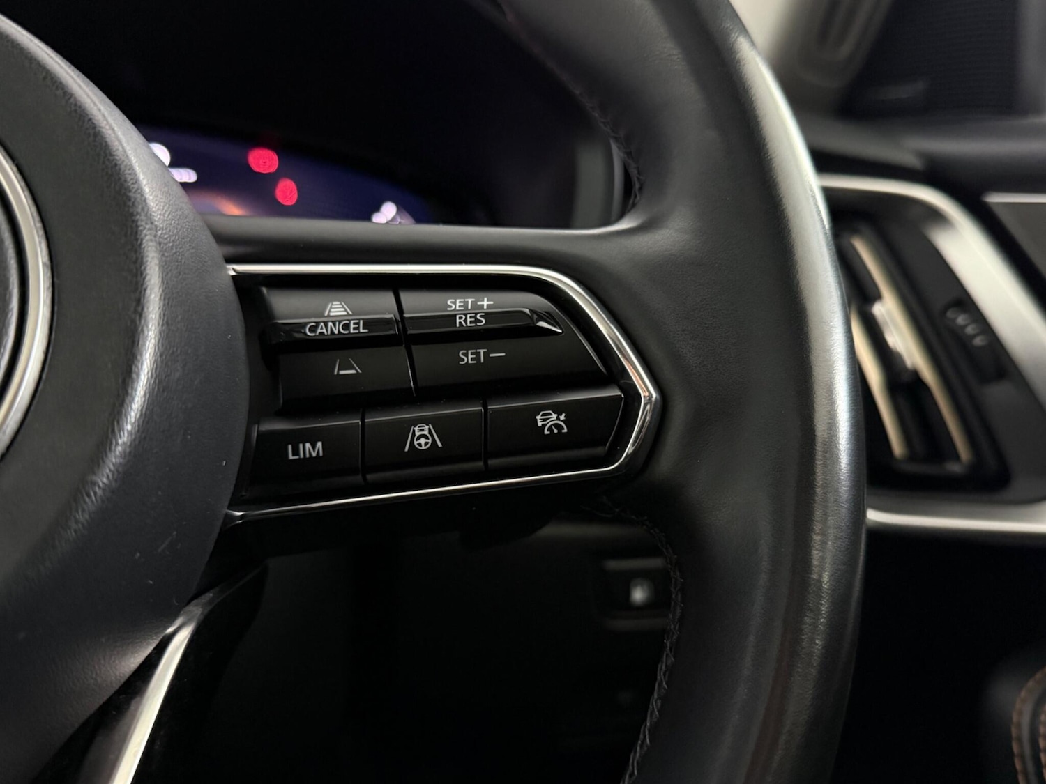 Used Mazda CX-60 2023 for sale - 77216800: Photo 24