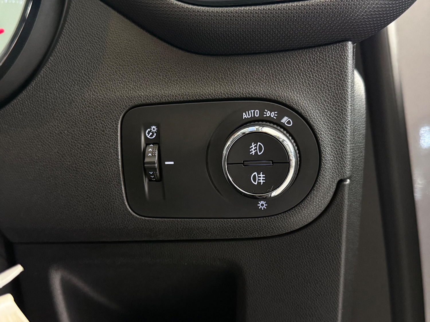 Used Vauxhall Crossland 2022 for sale - 77260338: Photo 21