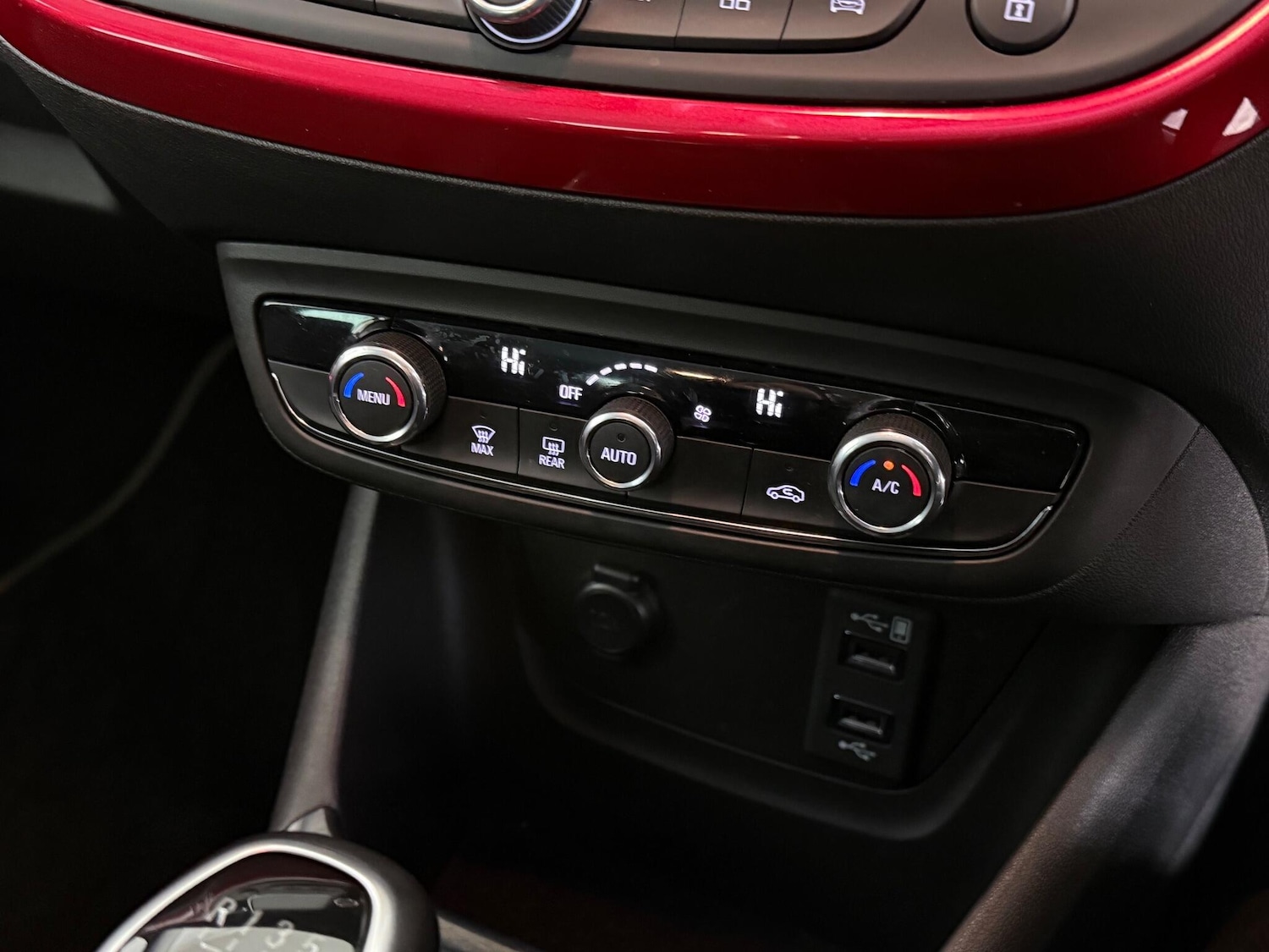 Used Vauxhall Crossland 2022 for sale - 77260338: Photo 32