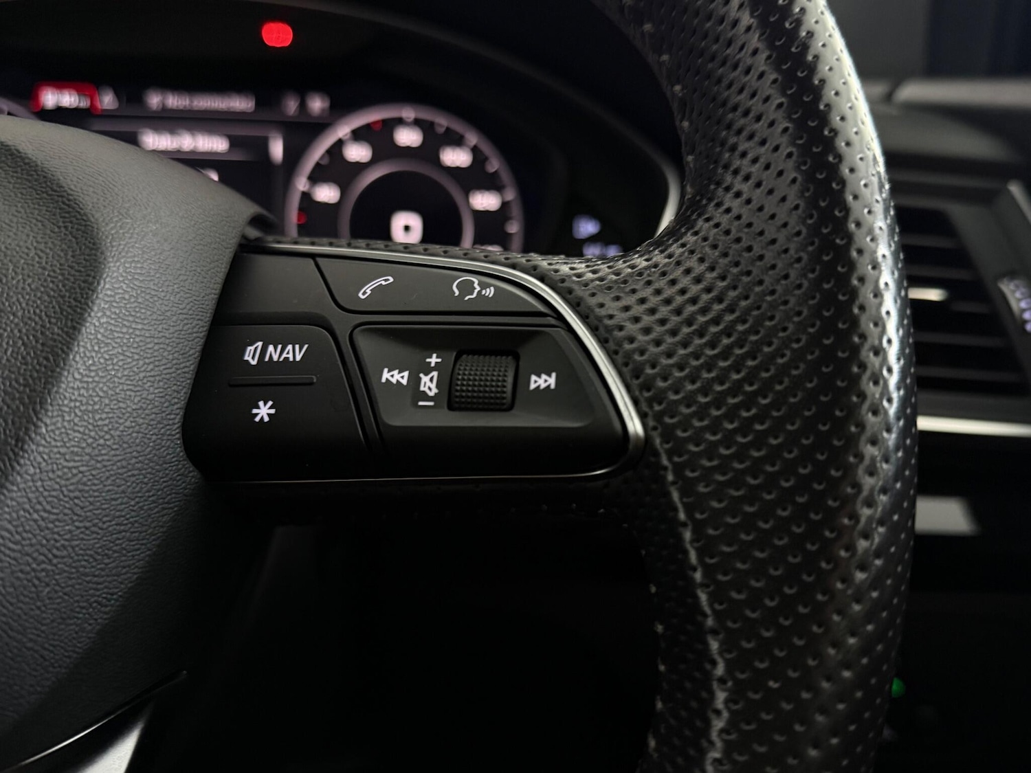 Used Audi Q5 2019 for sale - 76468198: Photo 26