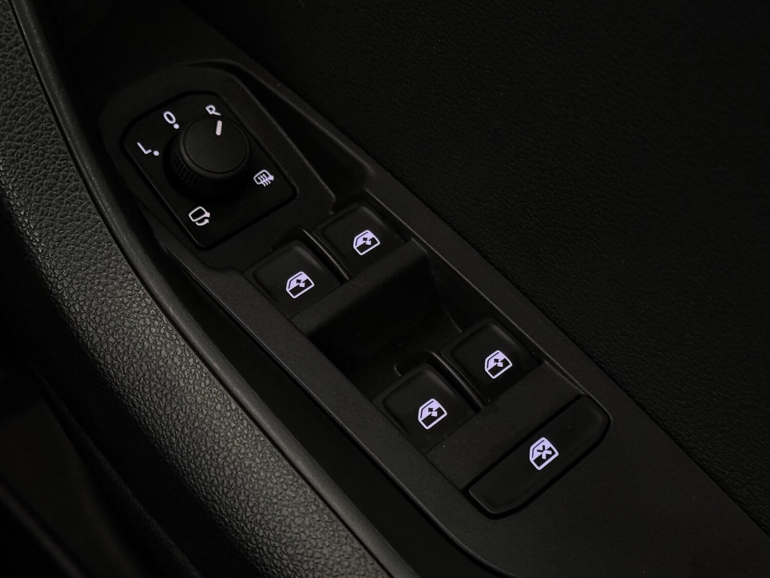 Used Skoda Karoq 2019 for sale - 77432422: Photo 29