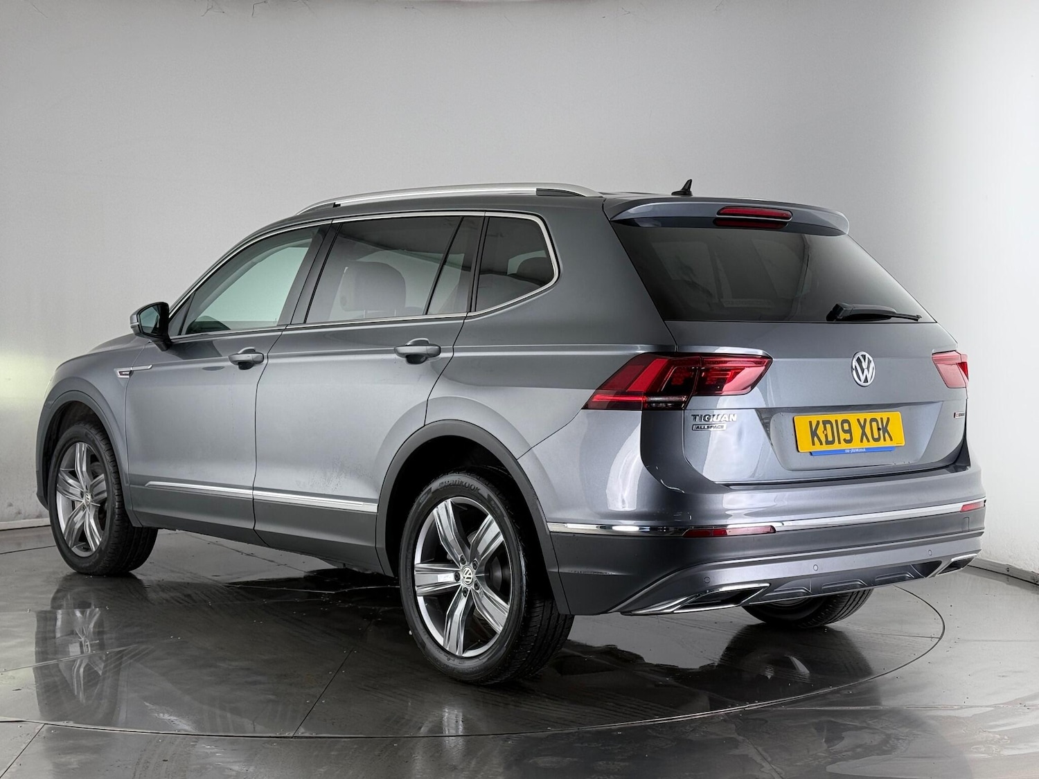 Used Volkswagen Tiguan Allspace 2019 for sale - 77181034: Photo 4