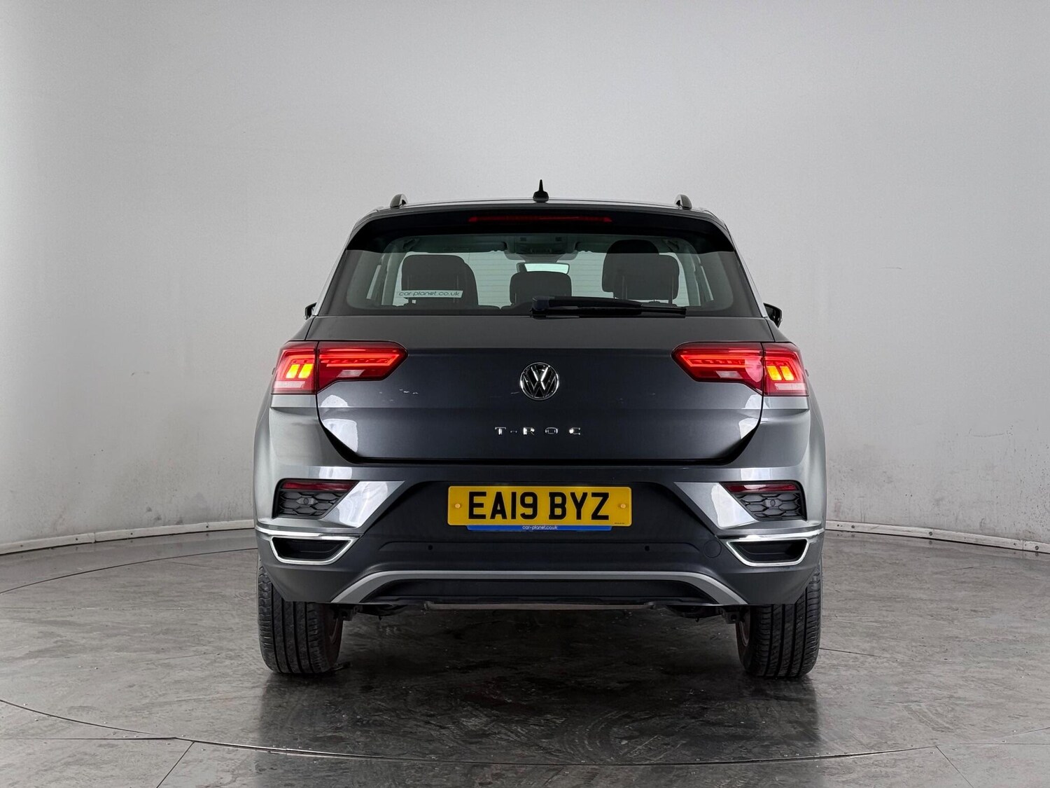 Used Volkswagen T-Roc 2019 for sale - 77180871: Photo 5