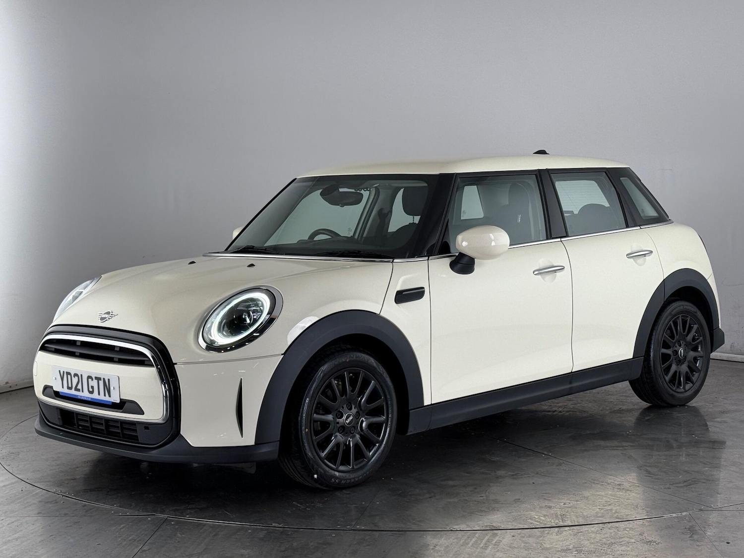 Used MINI Hatch 2021 for sale - 76468454: Photo 3