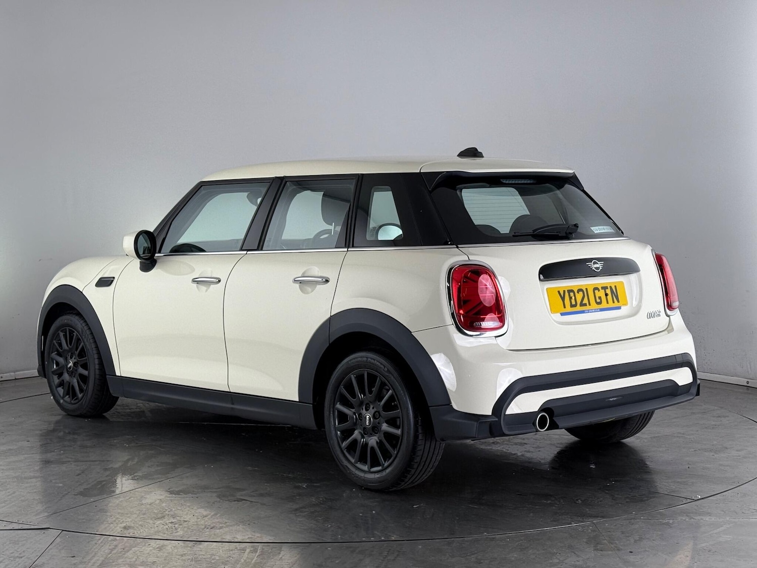 Used MINI Hatch 2021 for sale - 76468454: Photo 4