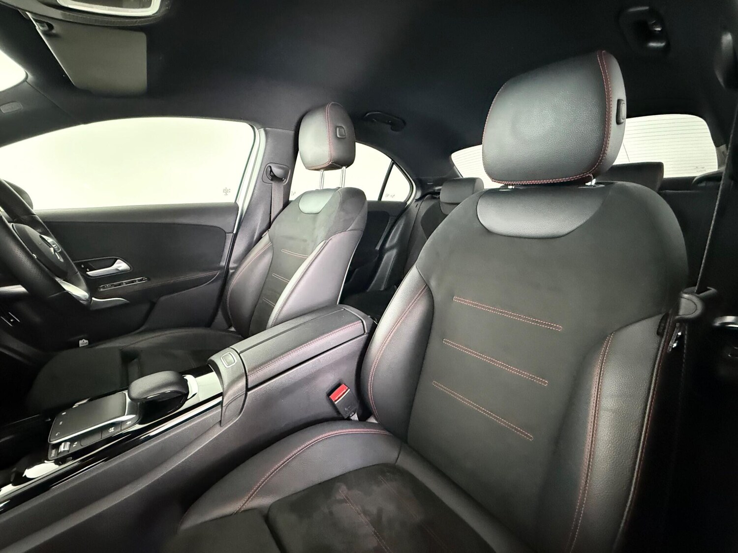 Used Mercedes-Benz A-Class 2020 for sale - 77854399: Photo 11