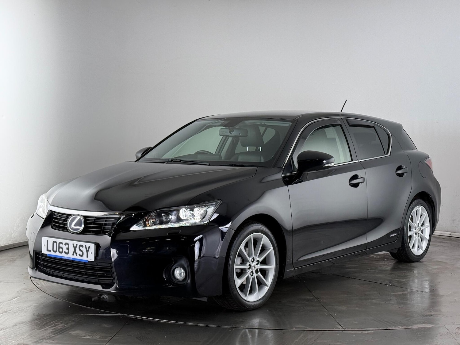 Used Lexus CT 2014 for sale - 77311280: Photo 2