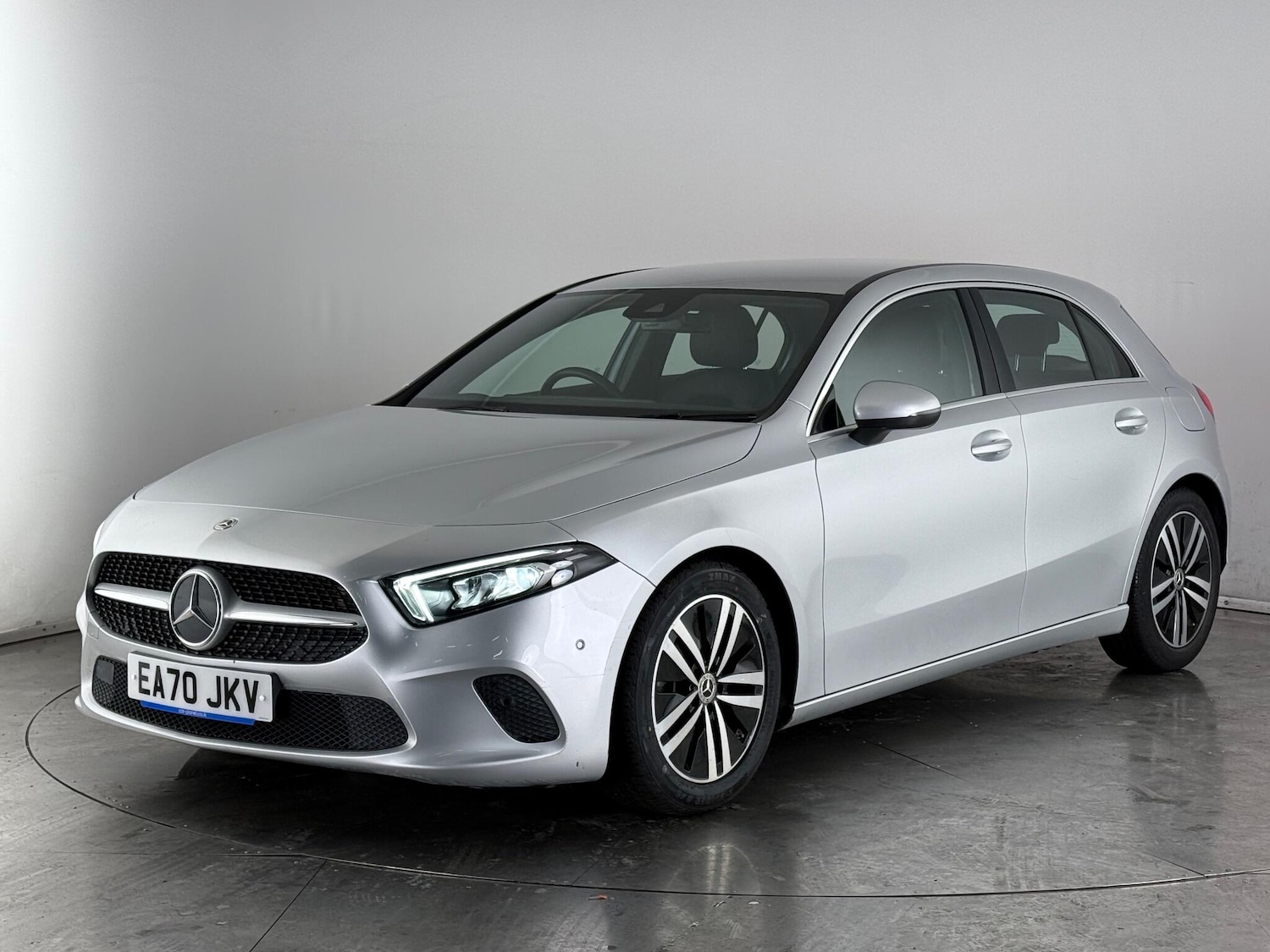 Used Mercedes-Benz A-Class 2020 for sale - 77260387: Photo 2