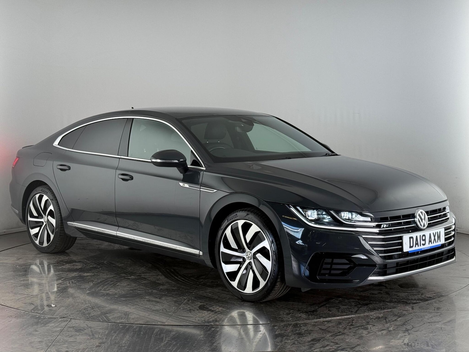 Used Volkswagen Arteon 2019 for sale - 76522215: Photo 1