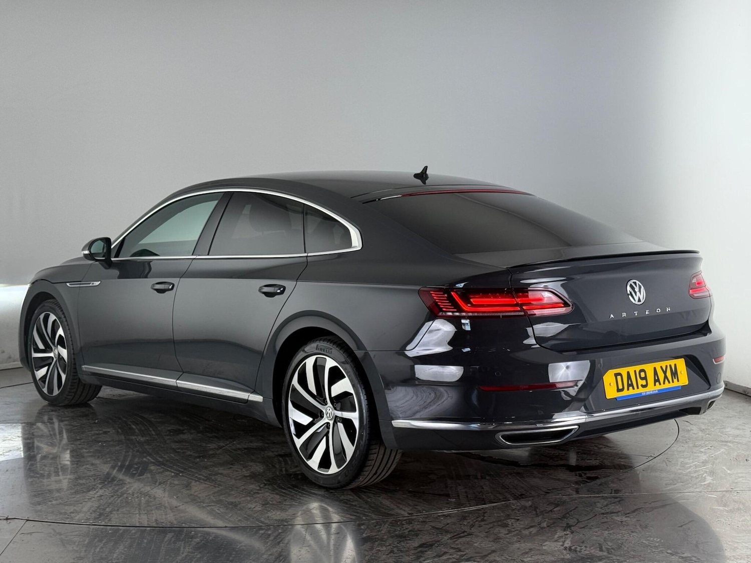 Used Volkswagen Arteon 2019 for sale - 76522215: Photo 4