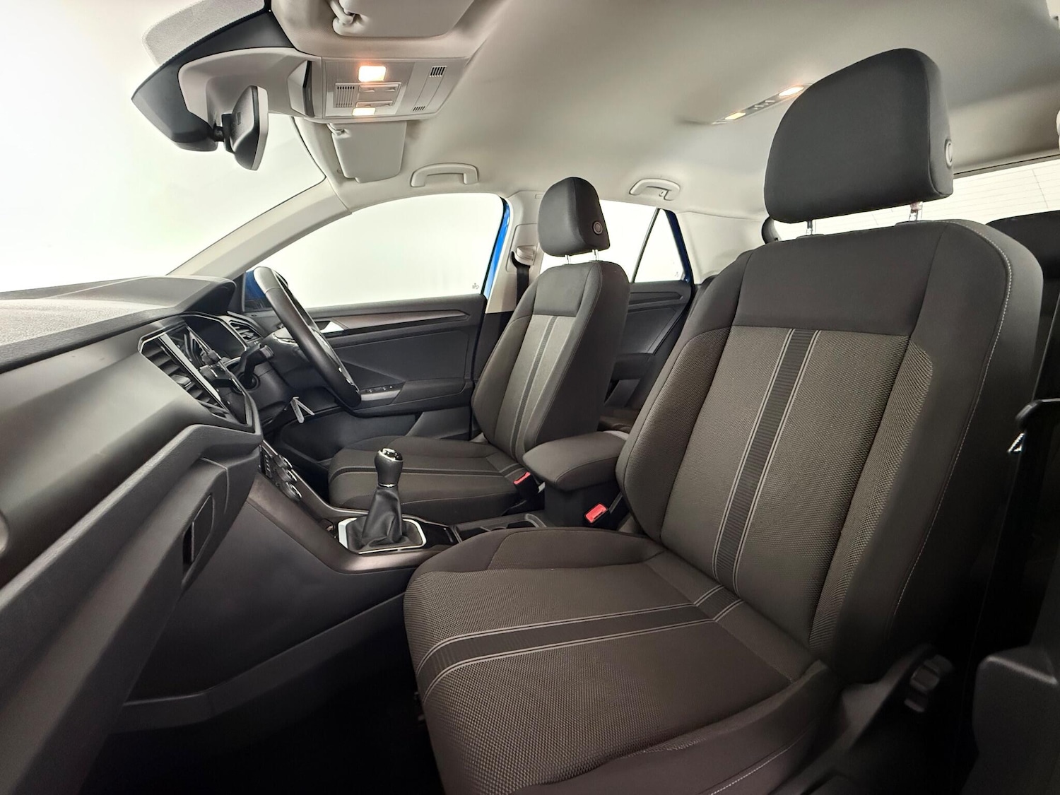 Used Volkswagen T-Roc 2019 for sale - 77195060: Photo 14